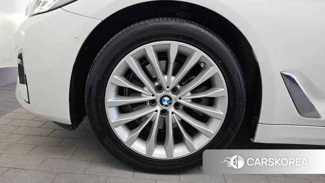 BMW 5 Series (G30) id 4899240 из Кореи 30