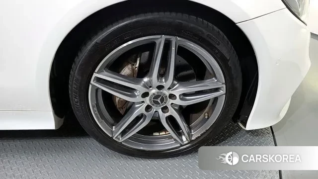 Mercedes-Benz E-Class W213 id 3318831 из Кореи 15
