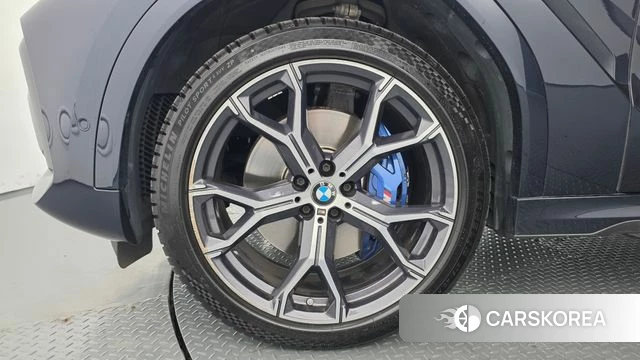 BMW X6 (G06) id 4793608 из Кореи 31