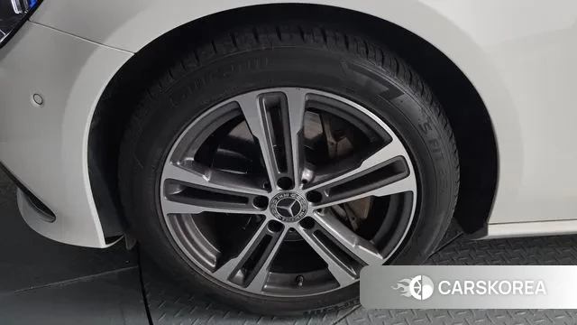 Mercedes-Benz E-Class W213 id 3478426 из Кореи 15