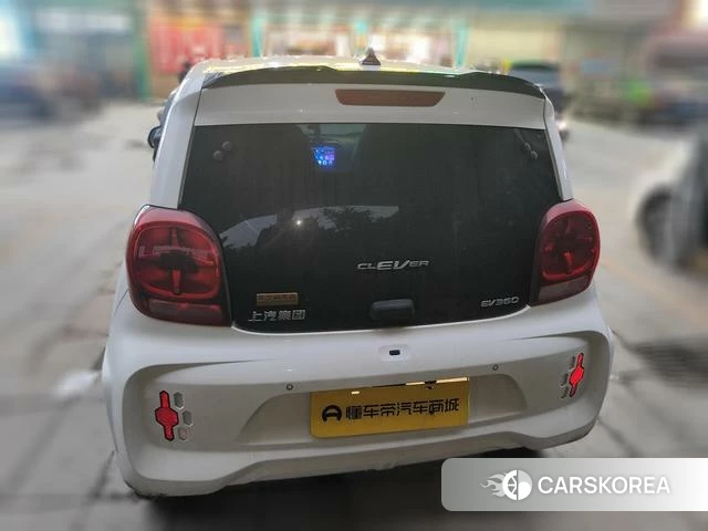 Roewe CLEVER 2022 Белый из Китая, фото 5