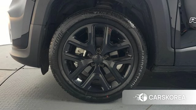 Jeep Renegade id 3915123 из Кореи 15