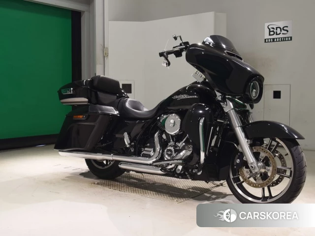 Harley-Davidson Street Glide FLHX1750 2018 из Японии, фото 5