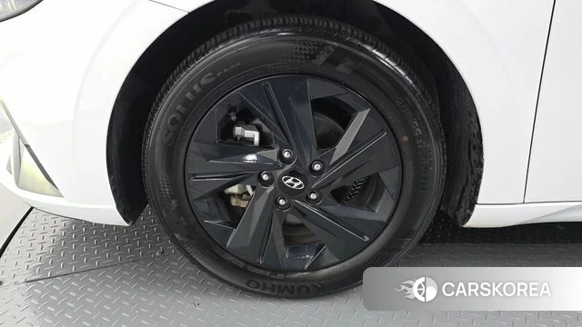 Hyundai Avante (CN7) id 3859202 из Кореи 15