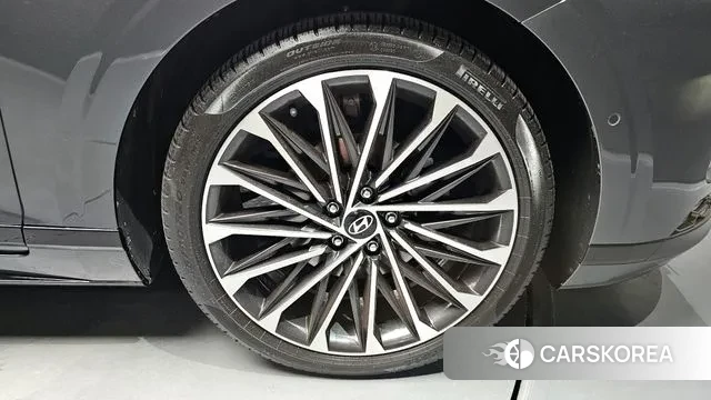 Hyundai Grandeur Hybrid (GN7) id 2905034 из Кореи 15