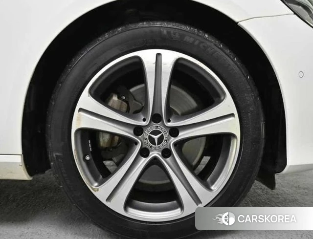 Mercedes-Benz E-Class W213 id 4525608 из Кореи 15