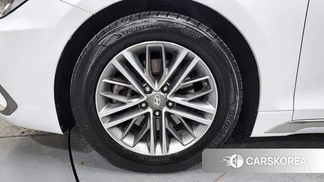 Hyundai Grandeur IG id 3687420 из Кореи 15