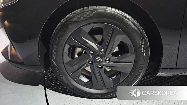 Hyundai Avante (CN7) id 3859469 из Кореи 15