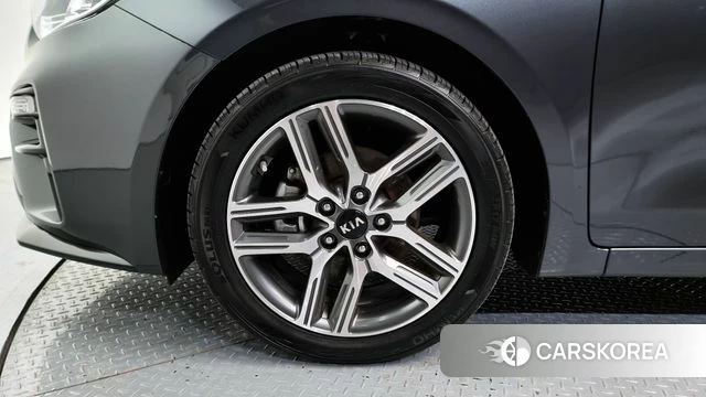 Kia Come New K3 id 4384021 из Кореи 29