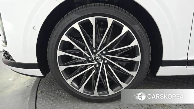 Hyundai Grandeur (GN7) id 3870097 из Кореи 15