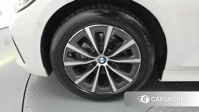 BMW 3 Series (G20) id 4508067 из Кореи 26