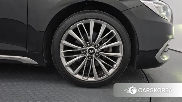 Hyundai Grandeur IG id 3505466 из Кореи 15