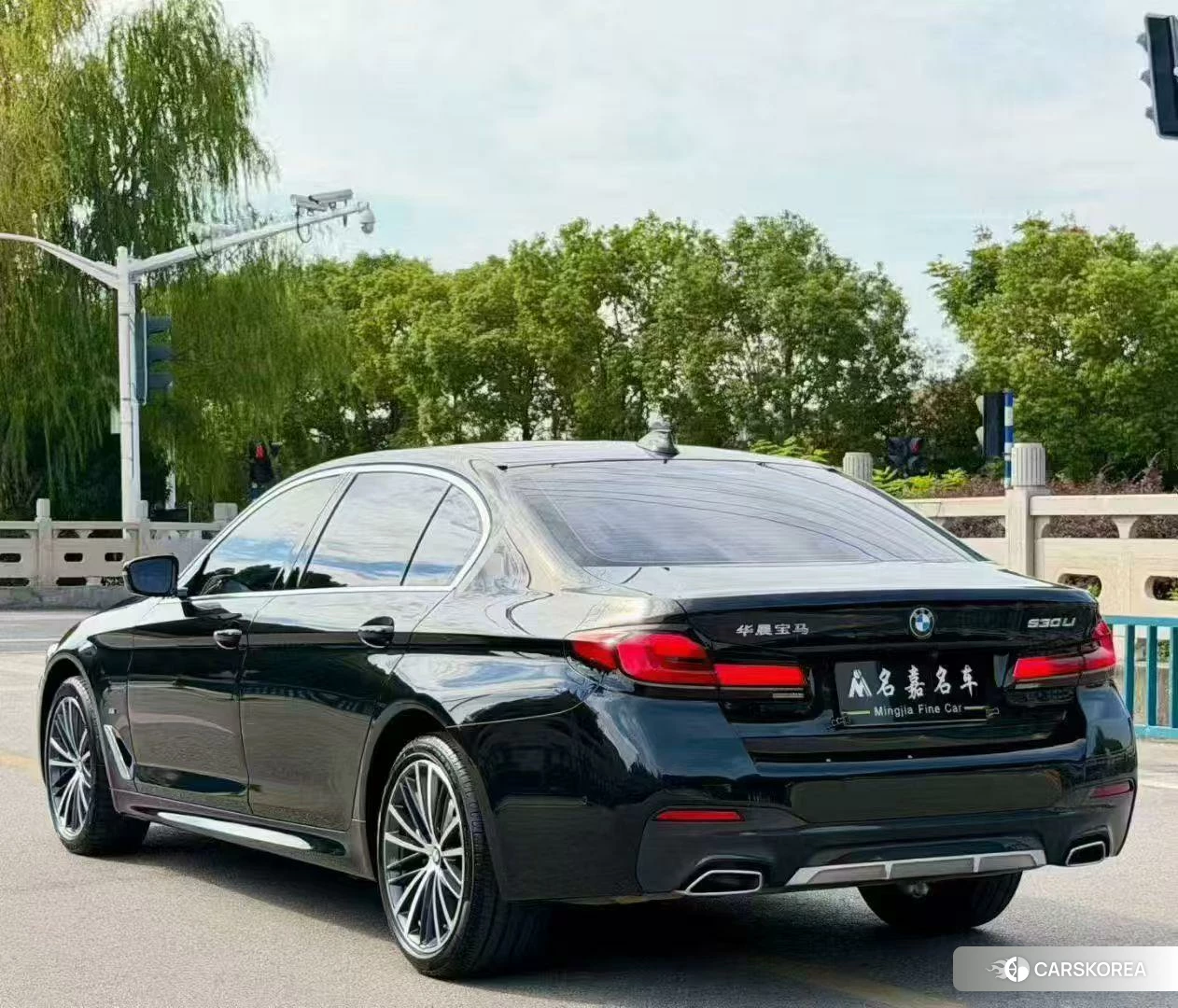 BMW 5 series 2023 Черный из Китая, фото 5
