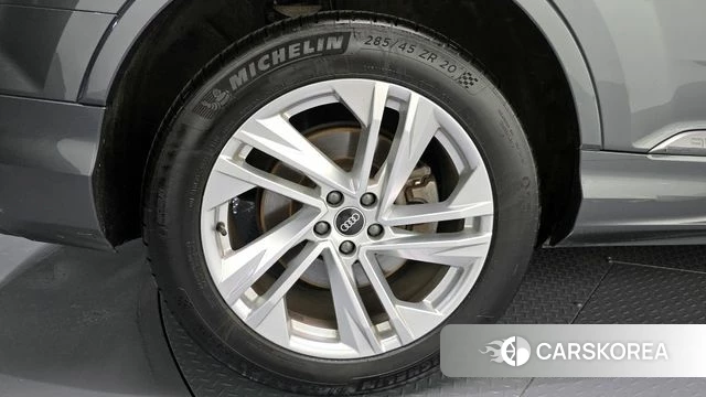 Audi Q7 (4M) id 3904123 из Кореи 15