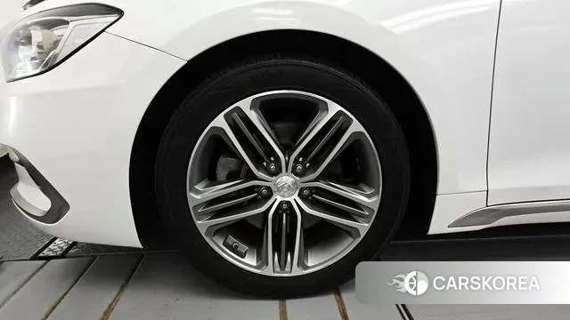 Hyundai Grandeur IG id 3156784 из Кореи 15