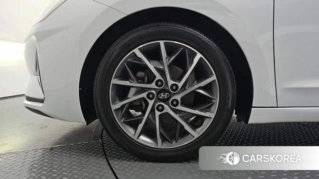 Hyundai The New Avante AD id 4637816 из Кореи 35