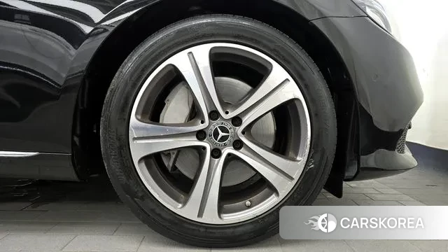 Mercedes-Benz E-Class W213 id 2986493 из Кореи 15