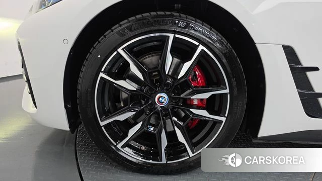 BMW i4 id 4692330 из Кореи 15