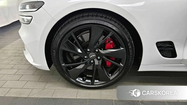 Genesis The New G70 id 4395342 из Кореи 29