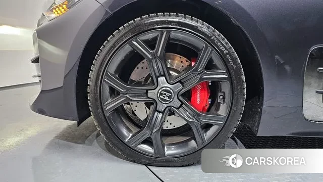 Kia Stinger id 3552883 из Кореи 15