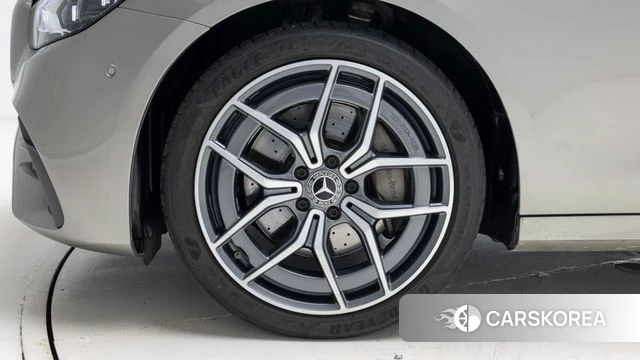 Mercedes-Benz E-Class W213 id 4711597 из Кореи 15