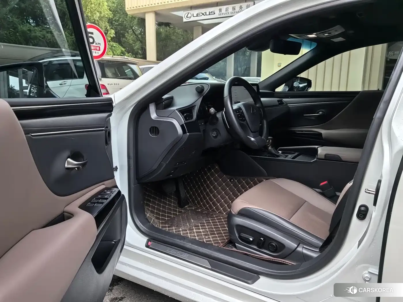 Lexus ES 2024 Белый из Китая, фото 5