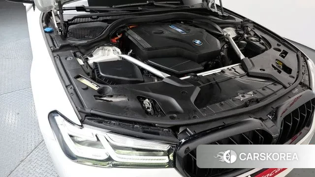 BMW 5 Series (G30) id 3671911 из Кореи 15