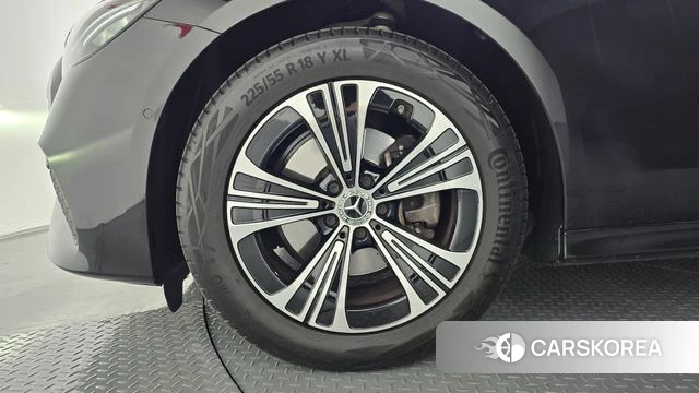 Mercedes-Benz E-Class W214 id 4655393 из Кореи 27