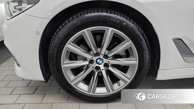 BMW 5 Series (G30) id 4471560 из Кореи 28