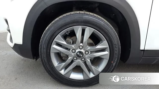 Kia Seltos id 3778023 из Кореи 15