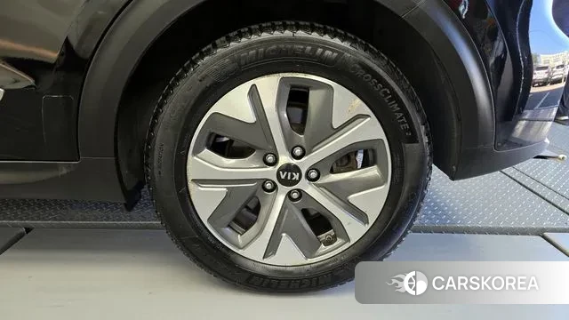Kia Niro EV id 3139585 из Кореи 15
