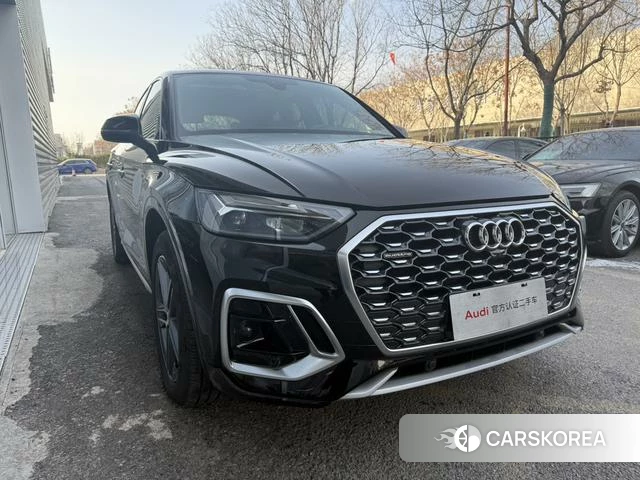 Audi Q5L Sportback 2021 Черный из Китая, фото 5