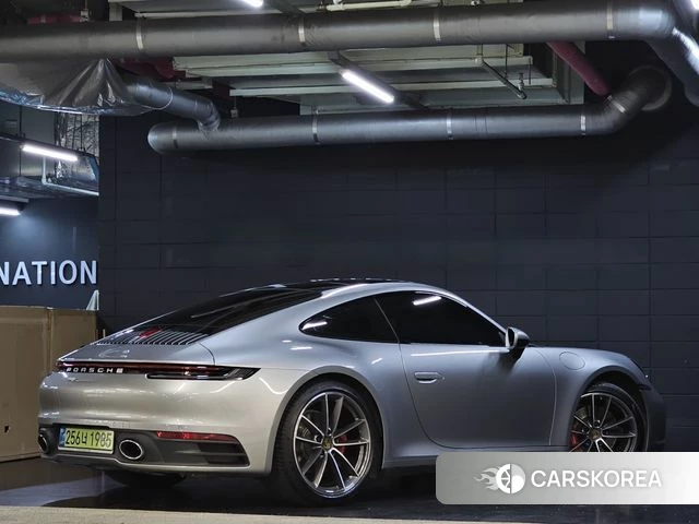 Porsche 911(992) id 4676787 из Кореи 15