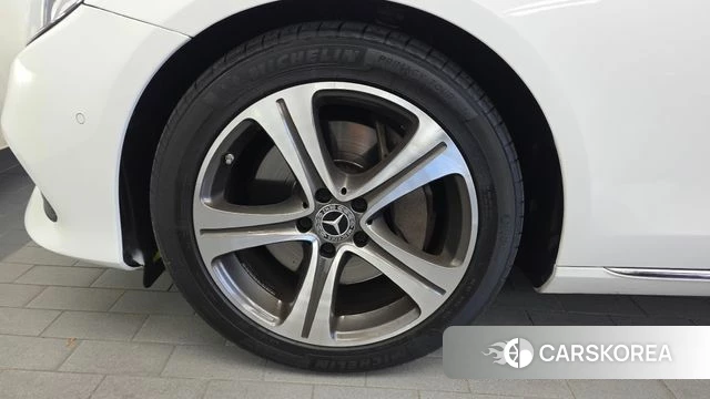 Mercedes-Benz E-Class W213 id 4765218 из Кореи 26