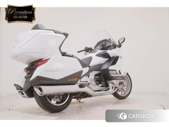 Проданный Honda GL1800 TOUR DCT 2021 из Японии, фото 5