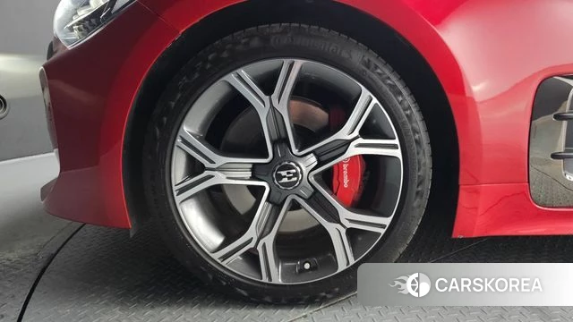 Kia Stinger id 3893718 из Кореи 15