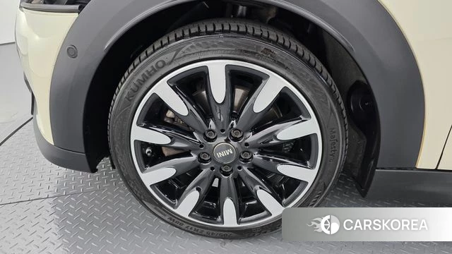 Mini Cooper S id 4534259 из Кореи 27