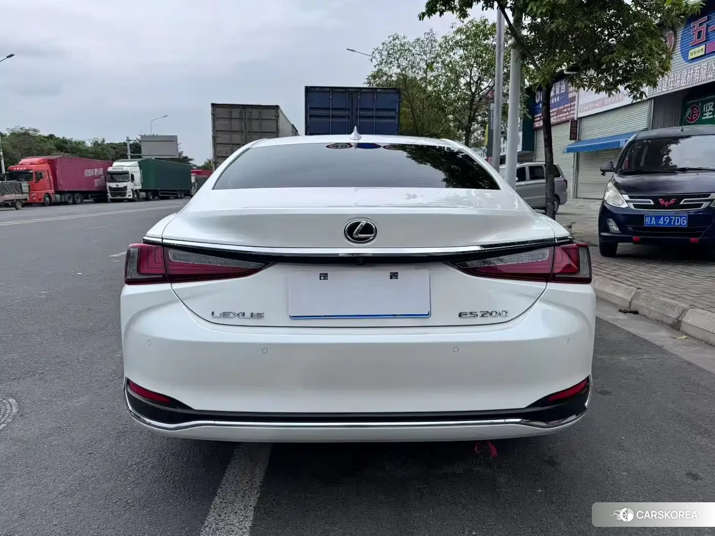 Lexus ES 2023 Белый из Китая, фото 5