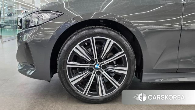 BMW 3 Series (G20) id 4200756 из Кореи 15