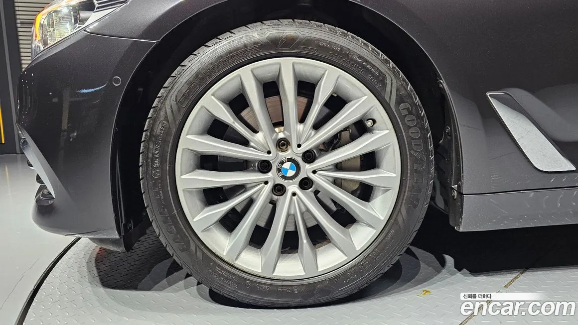 BMW 5 Series (G30) id 2020691 из Кореи 15