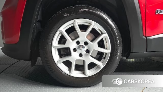 Jeep Renegade id 4637179 из Кореи 15
