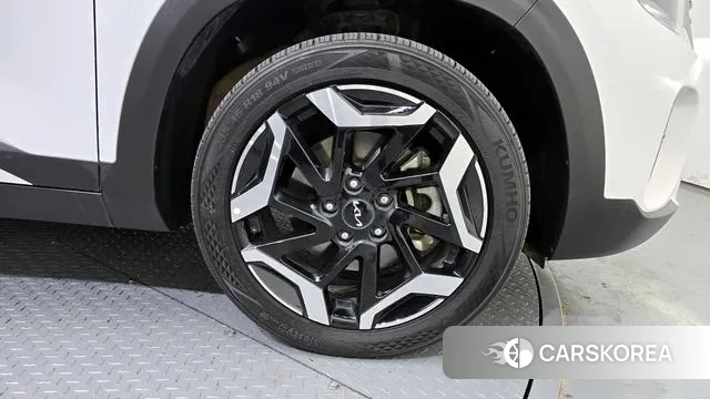 Kia The New Seltos id 3610108 из Кореи 15