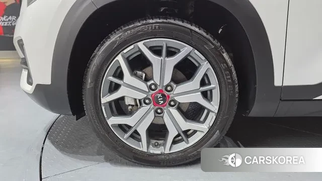 Kia Seltos id 3778527 из Кореи 15