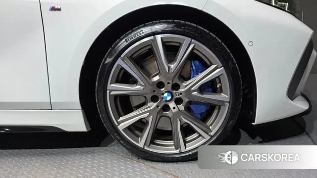 BMW 1 Series (F40) id 3007632 из Кореи 15