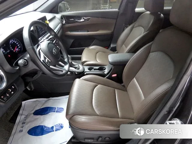 Kia Come New K3 id 3017971 из Кореи 15