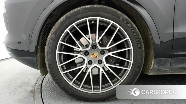 Porsche Cayenne (PO536) id 3860618 из Кореи 15