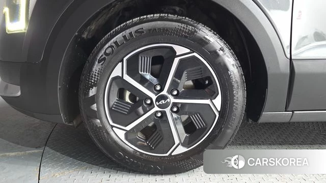 Kia Di Ol Nu Niro id 4309342 из Кореи 26