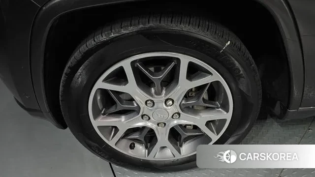 Jeep Grand Cherokee id 3155375 из Кореи 15