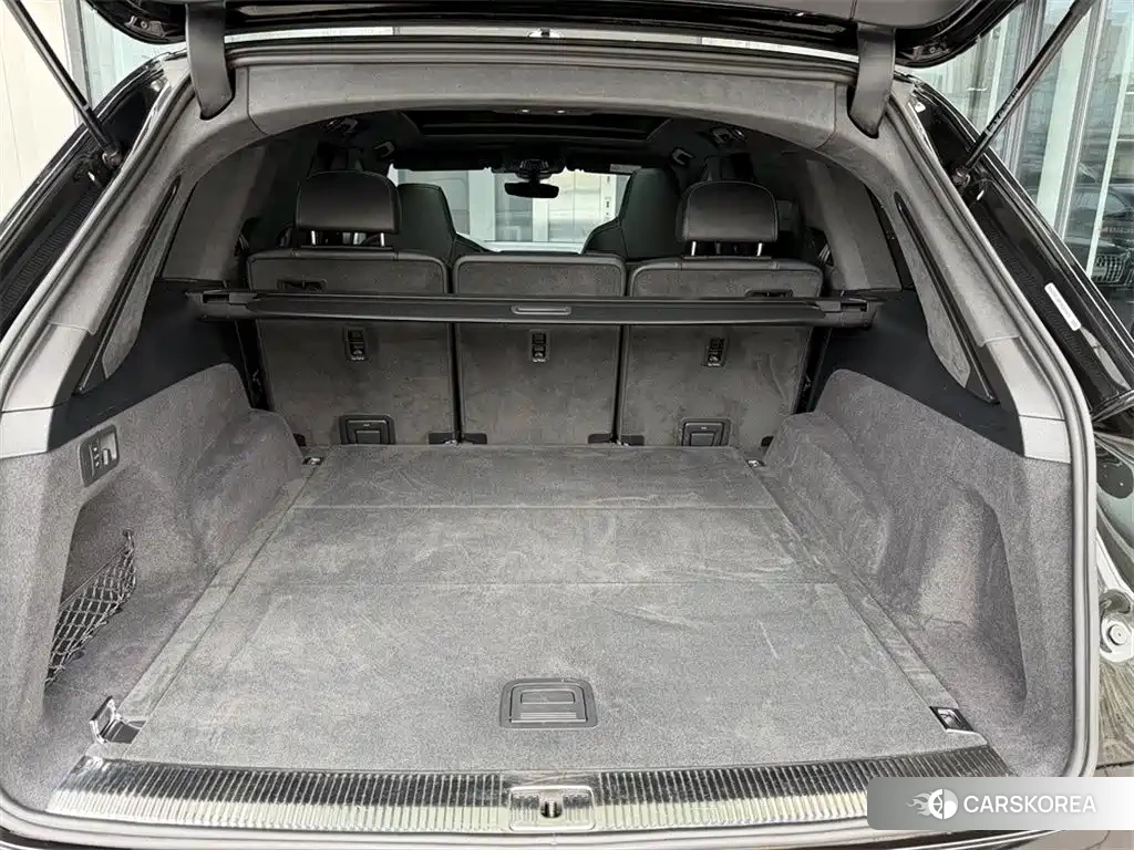 Audi SQ7 id 4659753 из Китая 8