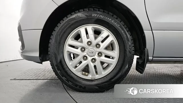 Hyundai The New Grand Starex id 3682659 из Кореи 15